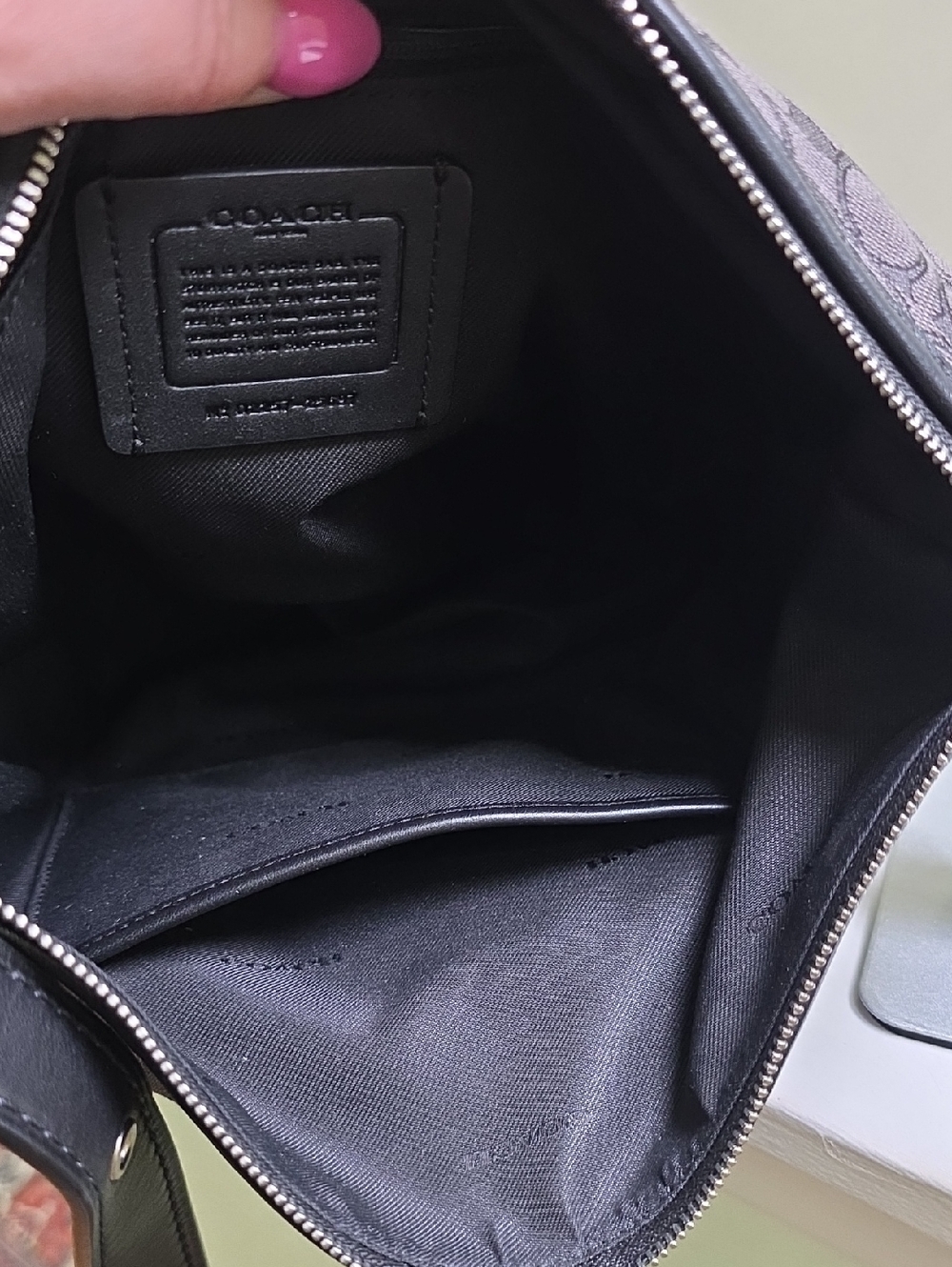 COACH 25697 Signature Black Smoke Dufflette Shoulder Bag Crossbody Like New - Picture 16 of 16